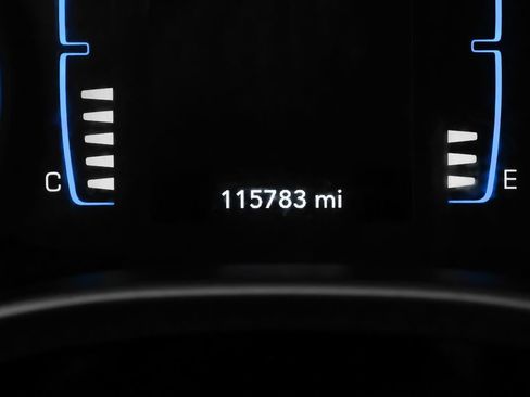 Used 2017 Chrysler Pacifica Touring-L FWD image 25