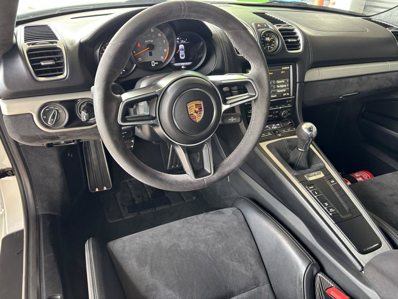 Used 2016 Porsche Cayman GT4 w/ Sport Chrono Package RWD image 13