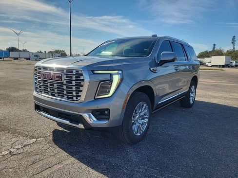 New 2026 GMC Yukon Denali w/ Sun & Power Step Package image 2
