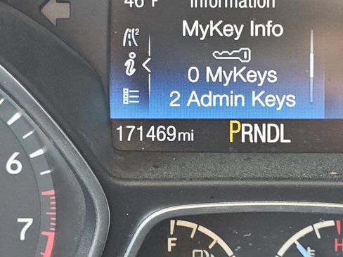 Used 2016 Ford Focus SE image 9