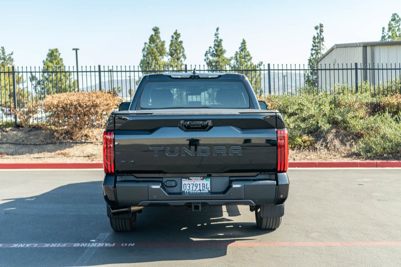 Used 2024 Toyota Tundra Limited AWD/4WD image 8