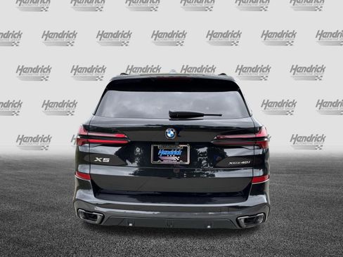 New 2026 BMW X5 xDrive40i w/ M Sport Package AWD/4WD image 9