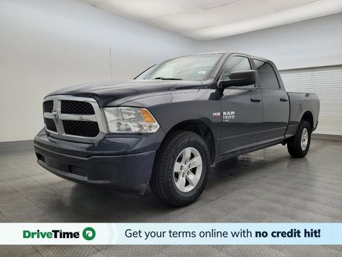 Used 2019 RAM 1500 Classic SLT image 1