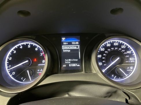 Used 2023 Toyota Camry SE image 21