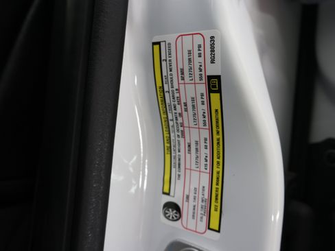 Used 2024 RAM 3500 Tradesman w/ Chrome Appearance Group AWD/4WD image 61