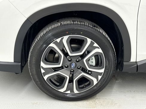 New 2026 Subaru Ascent Limited image 10