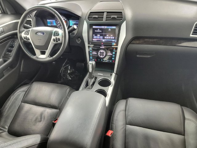 Used 2014 Ford Explorer Limited w/ Equipment Group 301A AWD/4WD image 33