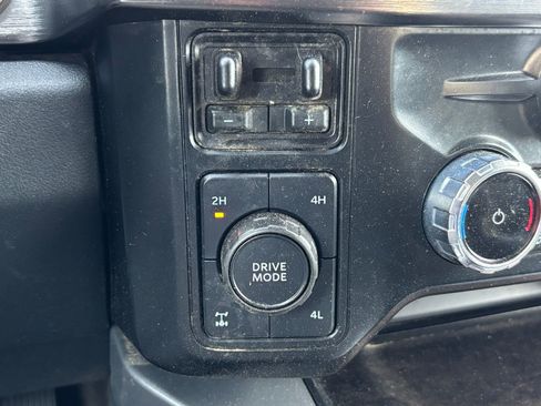 Used 2024 Ford F350 Lariat w/ Lariat Ultimate Package AWD/4WD image 6