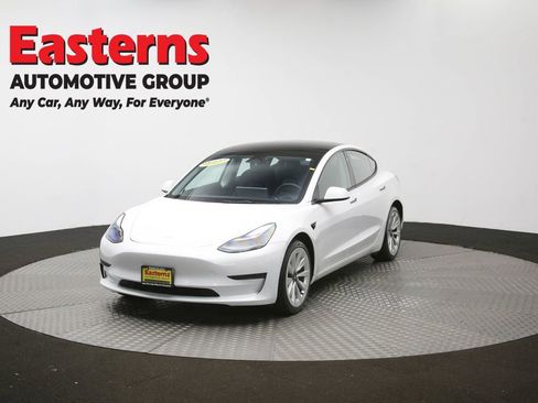 Used 2023 Tesla Model 3 Standard Range RWD image 47