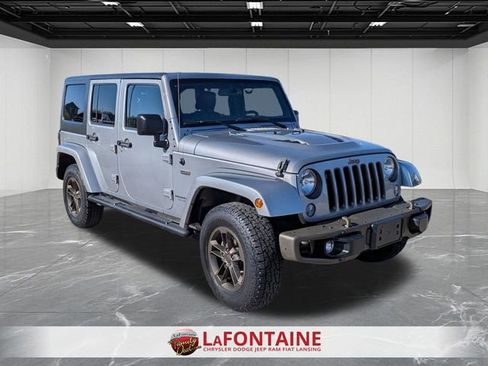 Used 2016 Jeep Wrangler Unlimited Sahara image 7