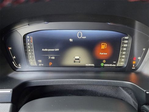 Used 2025 Honda Pilot Black Edition image 24