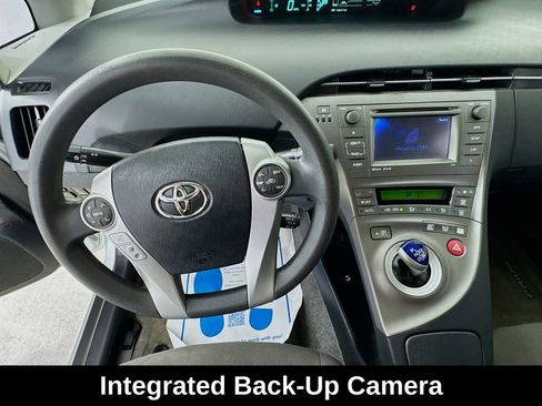 Used 2015 Toyota Prius Three FWD image 12