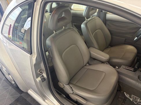 Used 2000 Volkswagen Beetle GLS FWD image 19