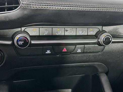 Used 2025 MAZDA MAZDA3 s FWD image 23