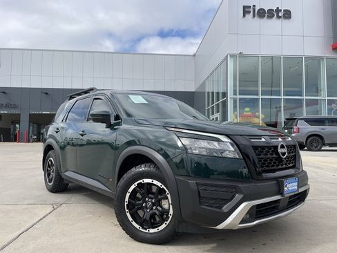 Certified 2024 Nissan Pathfinder Rock Creek image 1