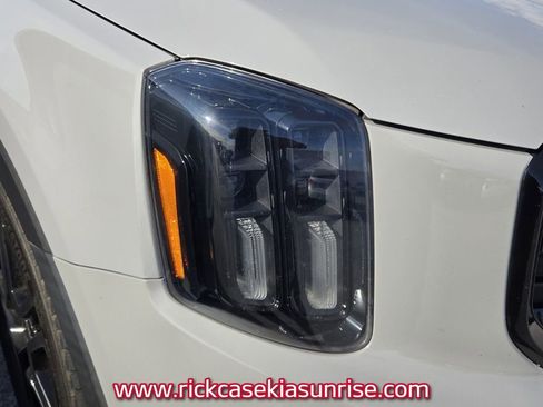 Used 2024 Kia Telluride SX X-Line AWD/4WD image 11