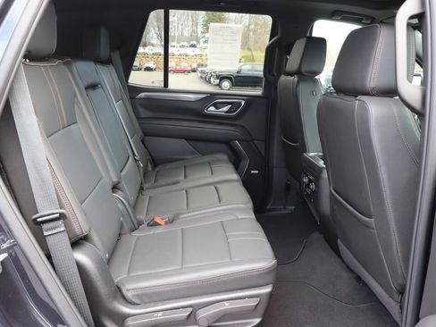 Used 2024 Chevrolet Tahoe RST AWD/4WD image 19