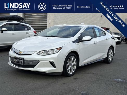 Used 2016 Chevrolet Volt Premier w/ Driver Confidence Package image 5