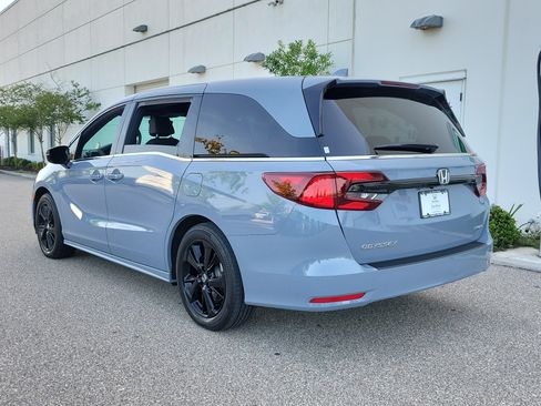 Certified 2024 Honda Odyssey Sport image 4