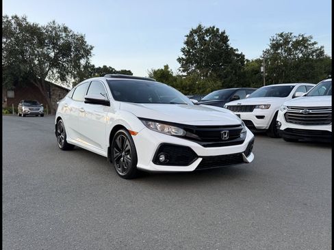 Used 2017 Honda Civic EX image 1