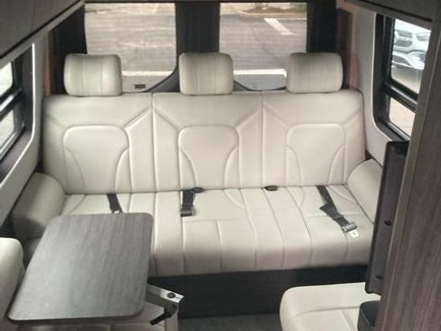 Used 2022 Mercedes-Benz Sprinter 3500 image 11
