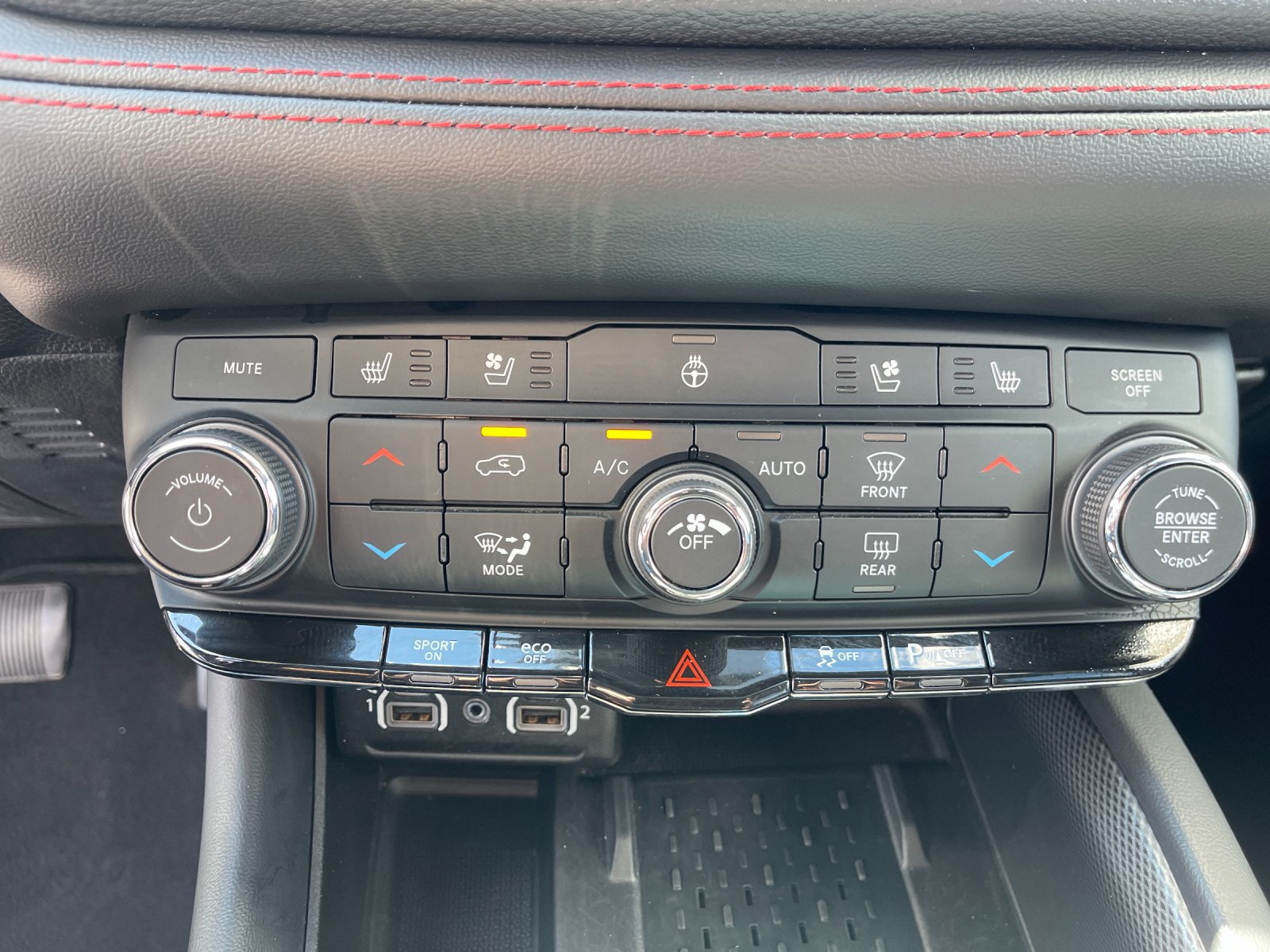Used 2025 Dodge Durango R/T AWD/4WD image 25