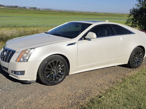 Used 2012 Cadillac CTS Performance RWD image 7