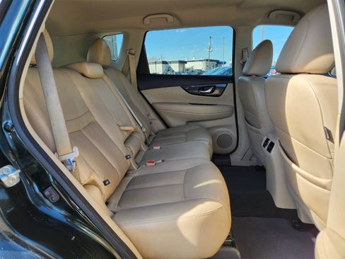 Used 2020 Nissan Rogue SL image 14