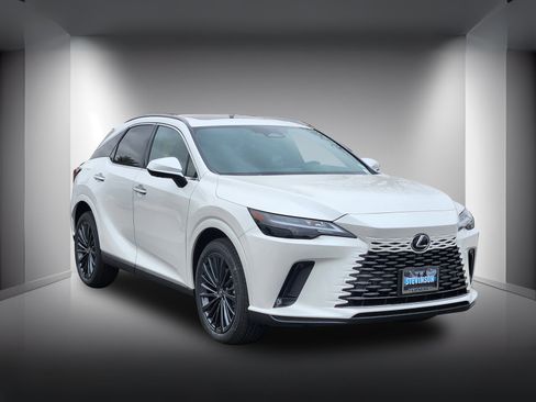 New 2026 Lexus RX 450h AWD image 4