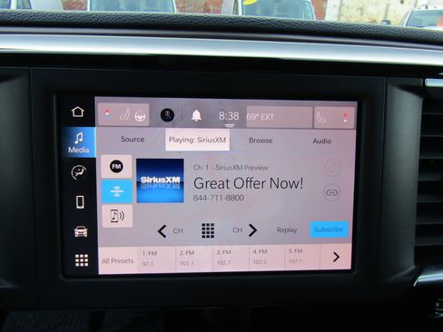 Used 2023 Chrysler Voyager LX FWD image 26