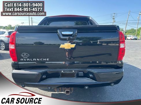 Used 2013 Chevrolet Avalanche LS w/ All-Star Edition AWD/4WD image 4