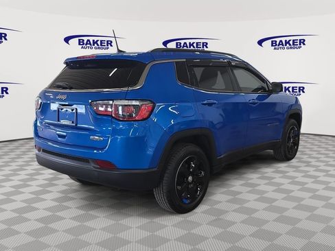 Used 2020 Jeep Compass Latitude w/ Cold Weather Group AWD/4WD image 5