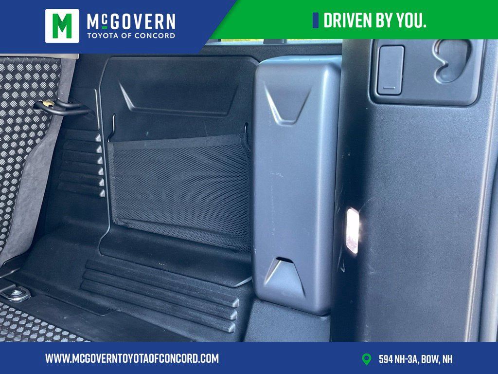 Used 2020 Land Rover Defender 110 HSE AWD/4WD image 24
