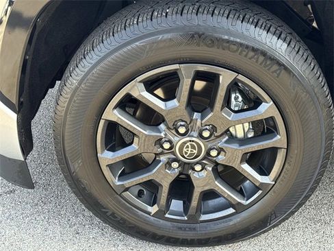 Used 2023 Toyota Sequoia 4WD image 9