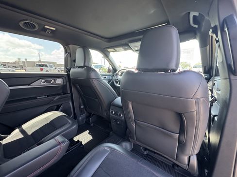 Certified 2025 Ford Explorer ST w/ Sun And Sound Package AWD/4WD image 32