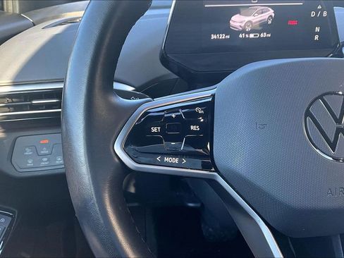 Used 2021 Volkswagen ID.4 Pro S image 12