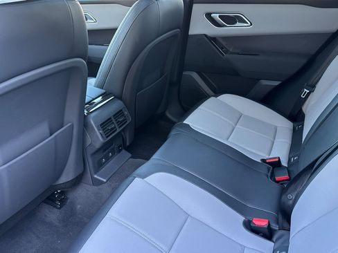 Certified 2025 Land Rover Range Rover Velar Dynamic SE image 12