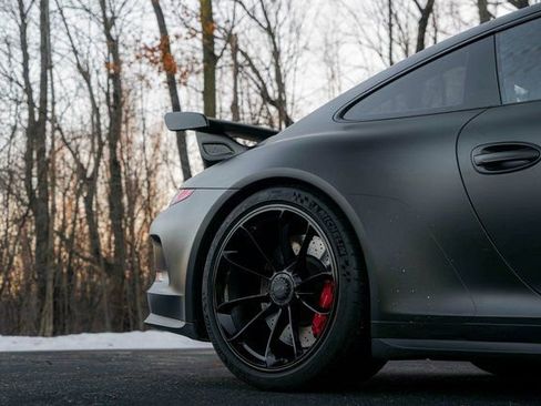 Used 2015 Porsche 911 GT3 image 29