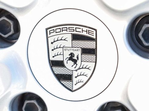 Used 2025 Porsche Panamera 4 image 13