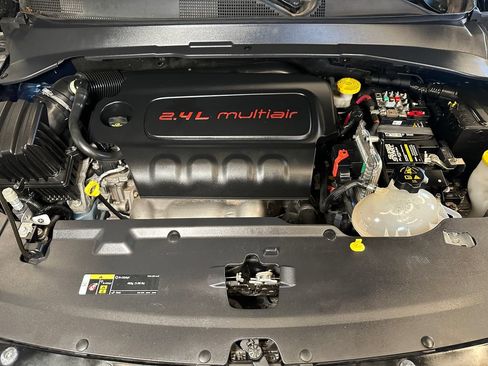 Used 2021 Jeep Compass Limited w/ Sun and Sound Group AWD/4WD image 24