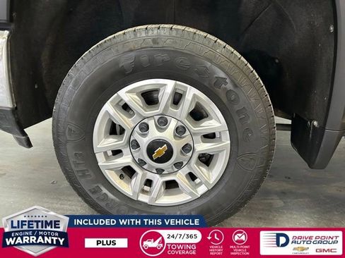 Used 2024 Chevrolet Silverado 2500 LT image 8