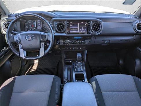 Used 2021 Toyota Tacoma TRD Off-Road w/ Technology Package AWD/4WD image 16