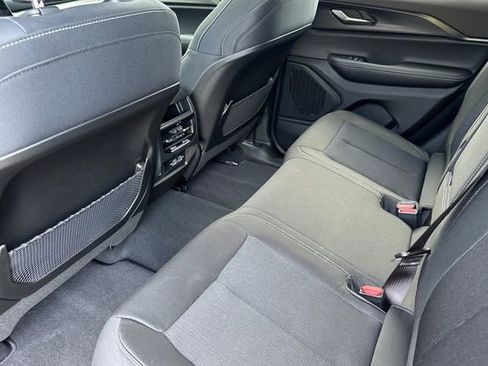 New 2025 Jeep Grand Cherokee Laredo X w/ Luxury Tech Group I image 12