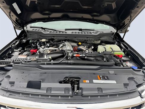 New 2025 Ford F350 Lariat w/ Chrome Package image 40