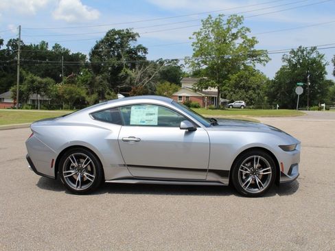 New 2025 Ford Mustang EcoBoost image 3