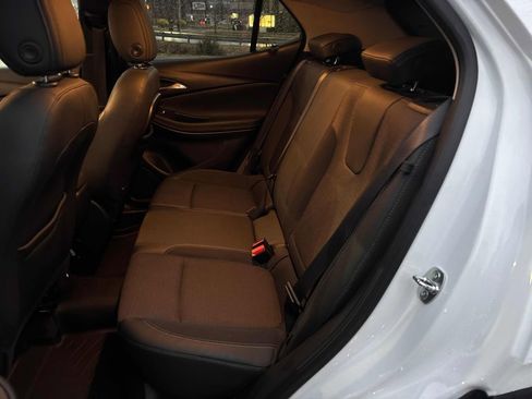 Used 2022 Buick Encore GX Preferred w/ Cold Weather Comfort Package image 25