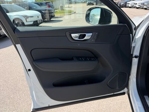 New 2026 Volvo XC60 B5 Core image 15