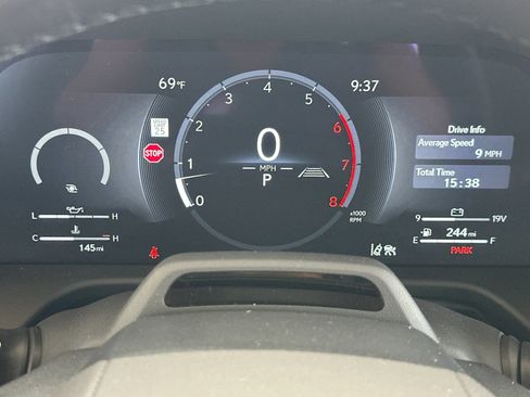 Used 2025 Lexus GX 550 w/ Accessory Package (CT) AWD/4WD image 28