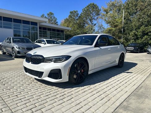 Certified 2022 BMW M340i image 2