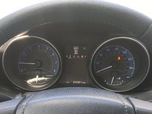 Used 2018 Toyota Corolla iM FWD image 30
